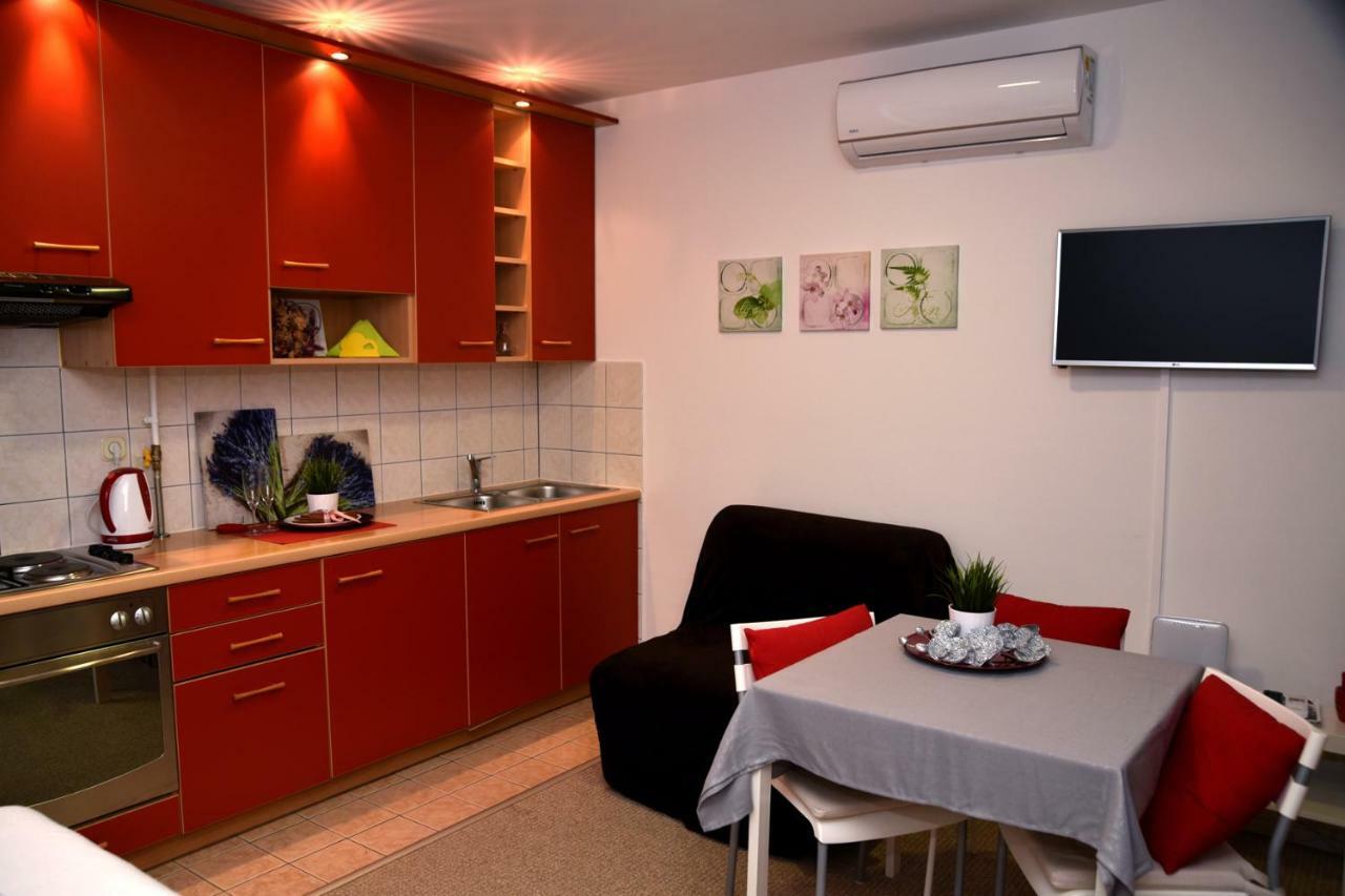 Studio Apartman D Διαμέρισμα Sesvete Εξωτερικό φωτογραφία