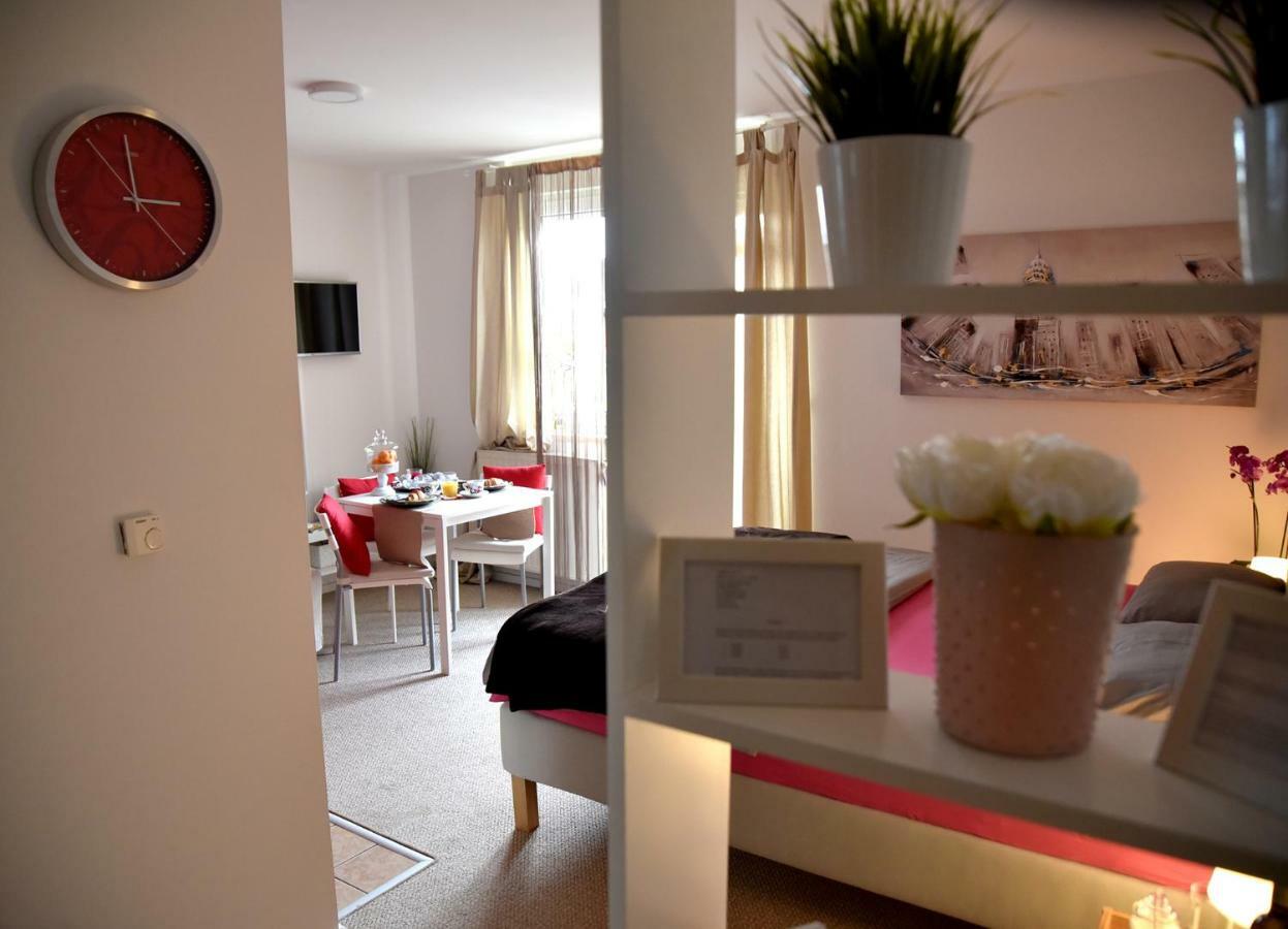 Studio Apartman D Διαμέρισμα Sesvete Εξωτερικό φωτογραφία
